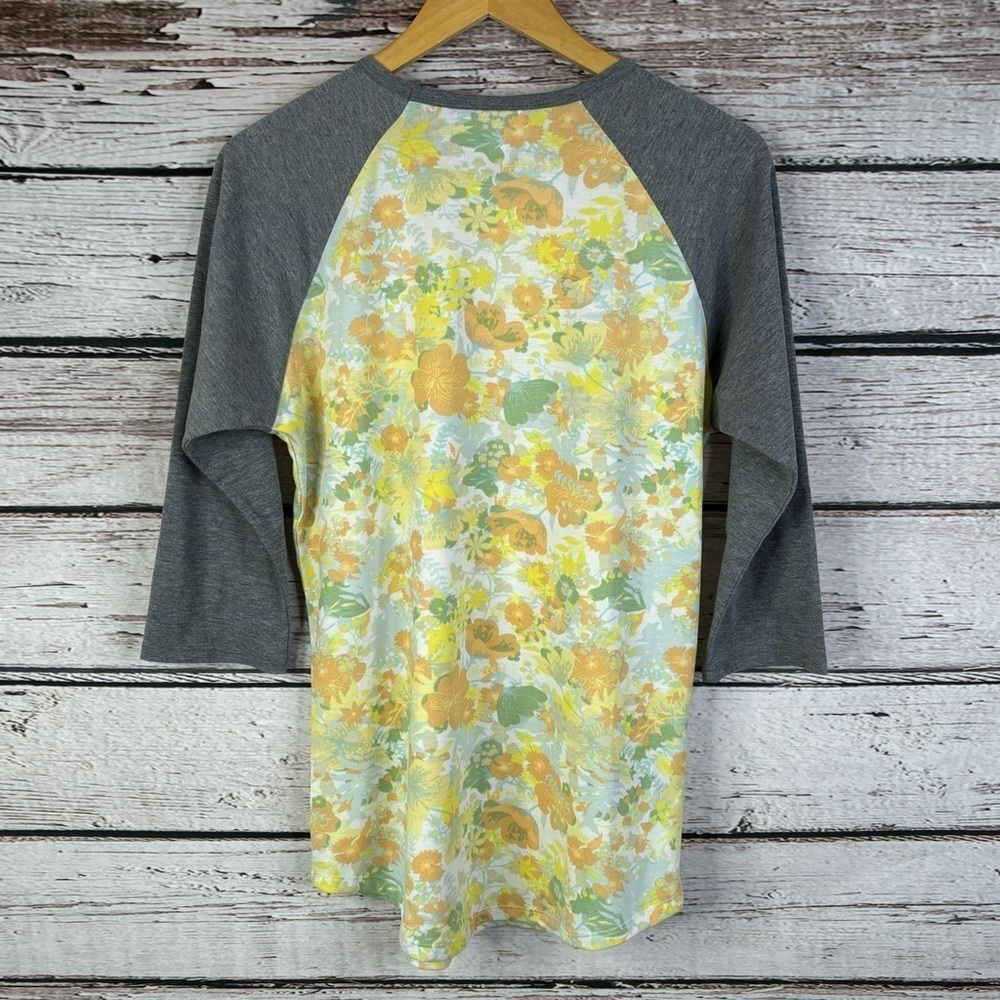LuLaRoe Randy Baseball Tee Size Medium Yellow Orange Floral Pattern Gray Sleeves - Picture 4 of 11